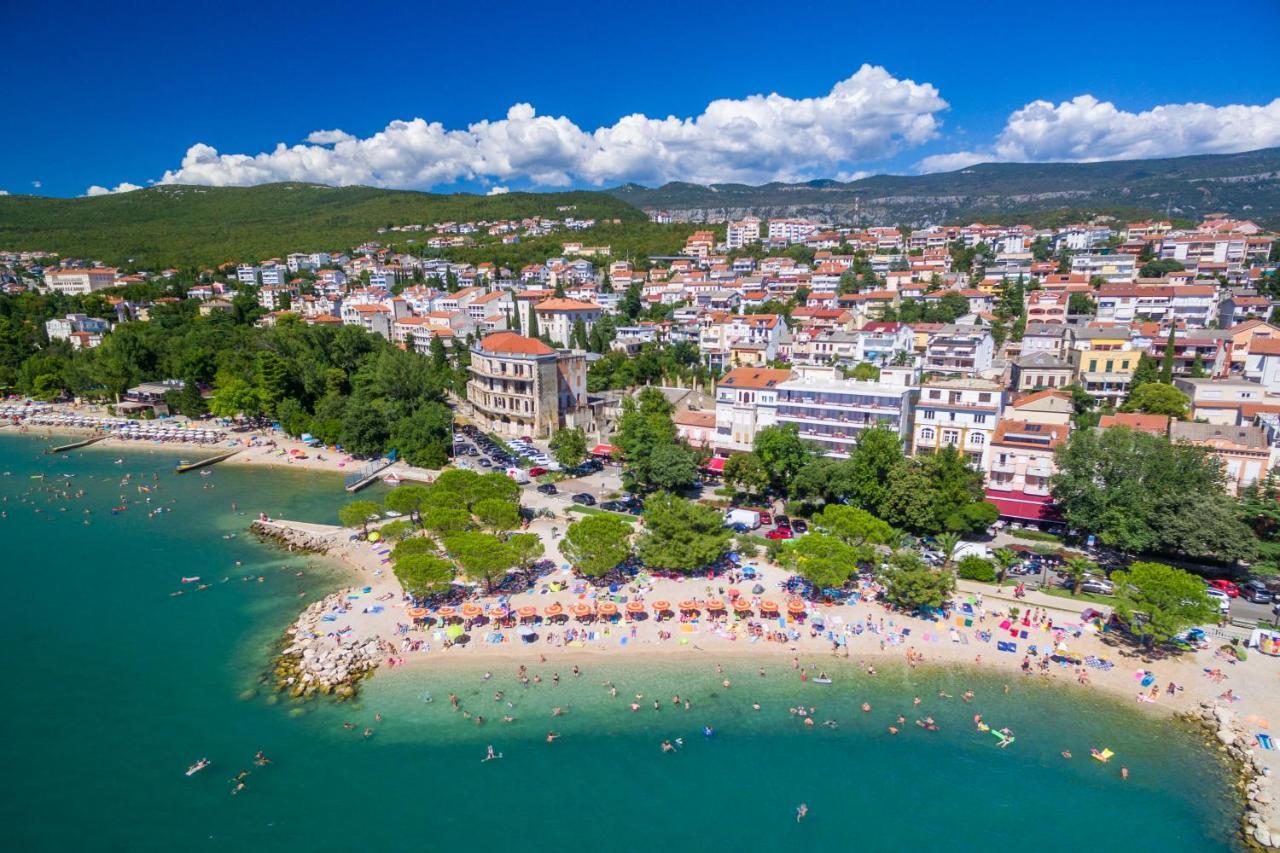 Apartments Marija Crikvenica Exterior foto
