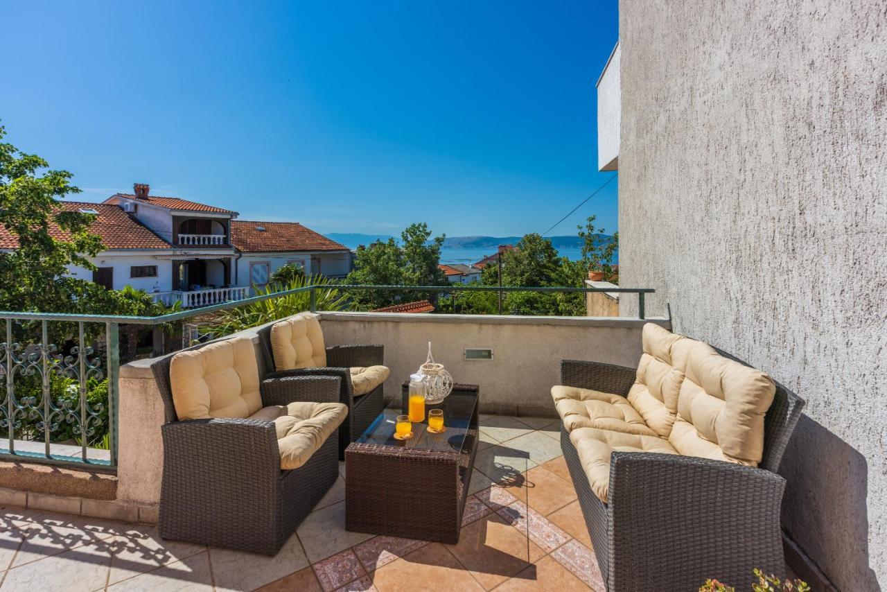 Apartments Marija Crikvenica Exterior foto